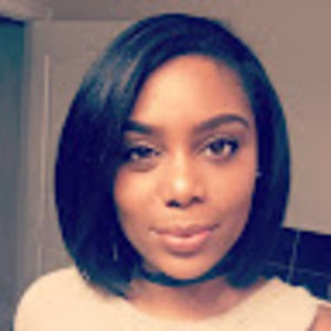 Meet your Posher, Chloe'